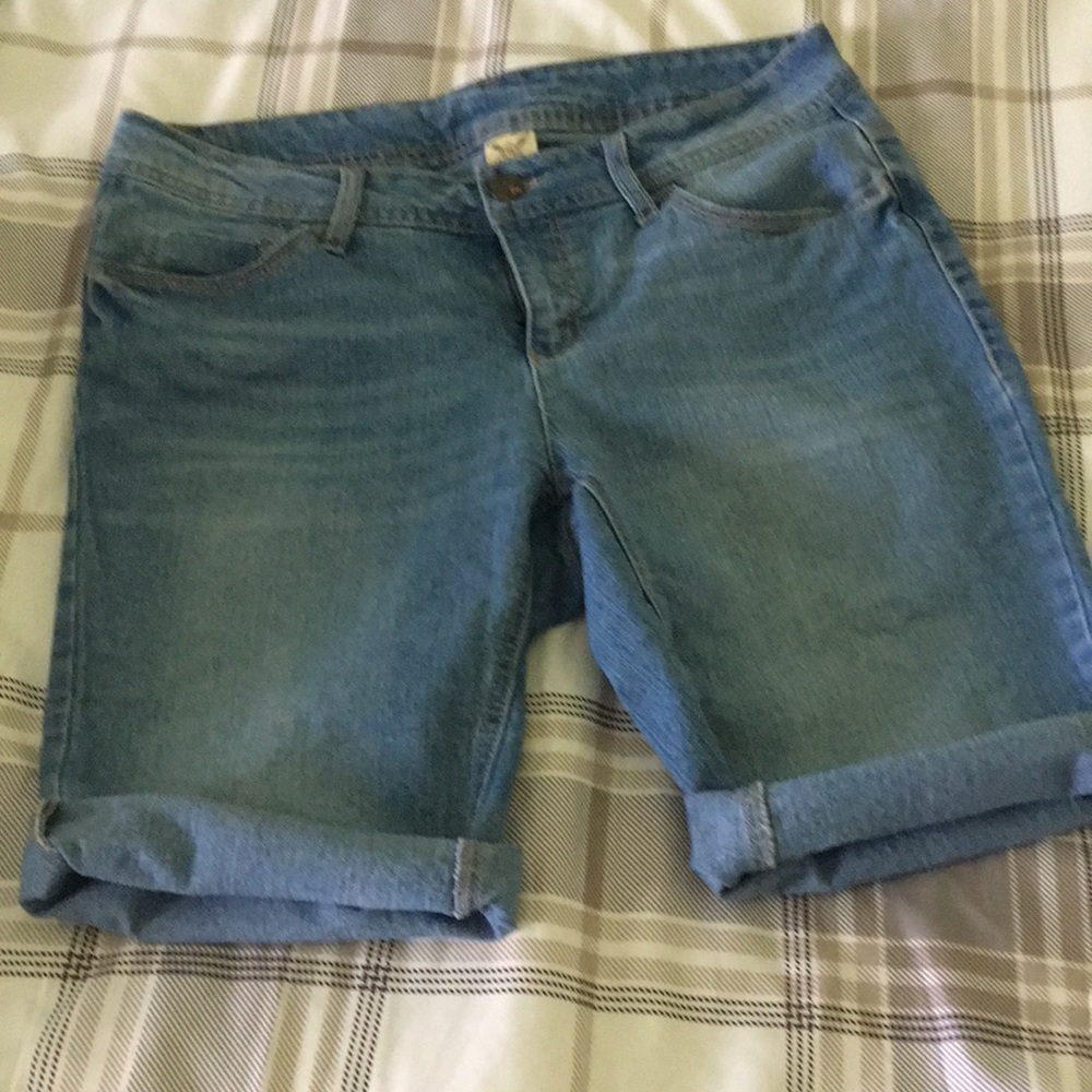 Faded Glory denim shorts, Sz 10
